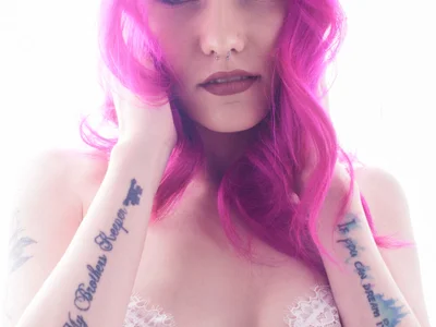 Offline XXX chat ClaraStylezZ