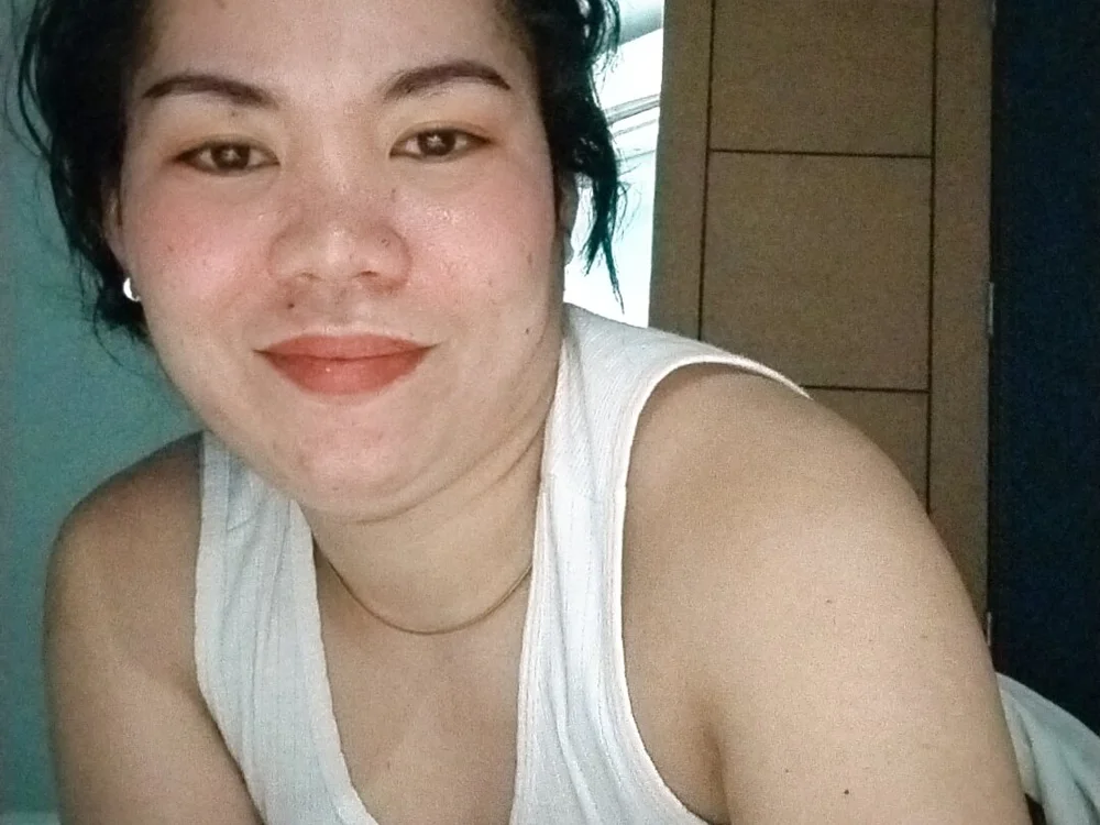 Aviana_Kim offline chatrum