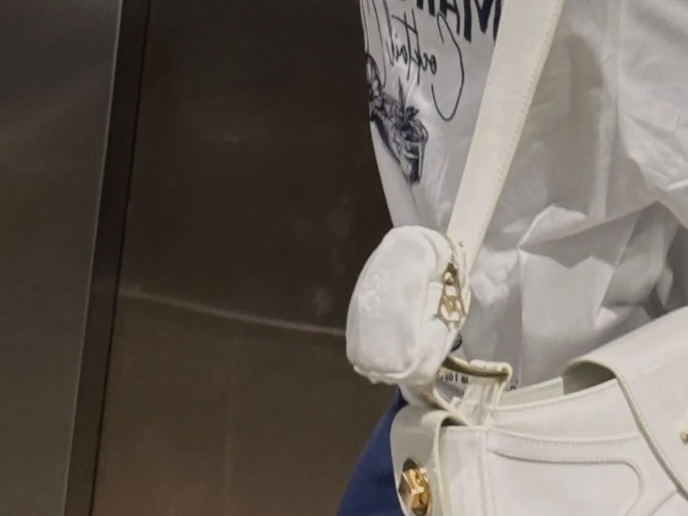 lyonnqw offline XXX-chatje