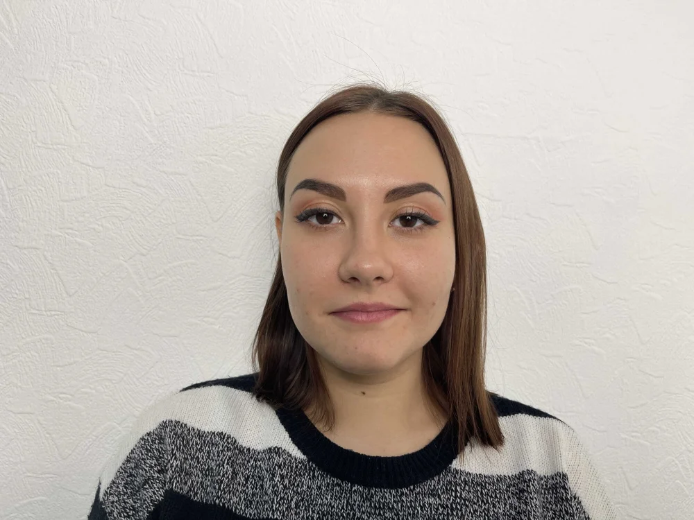 CorneliaJas' Offline Chat Room