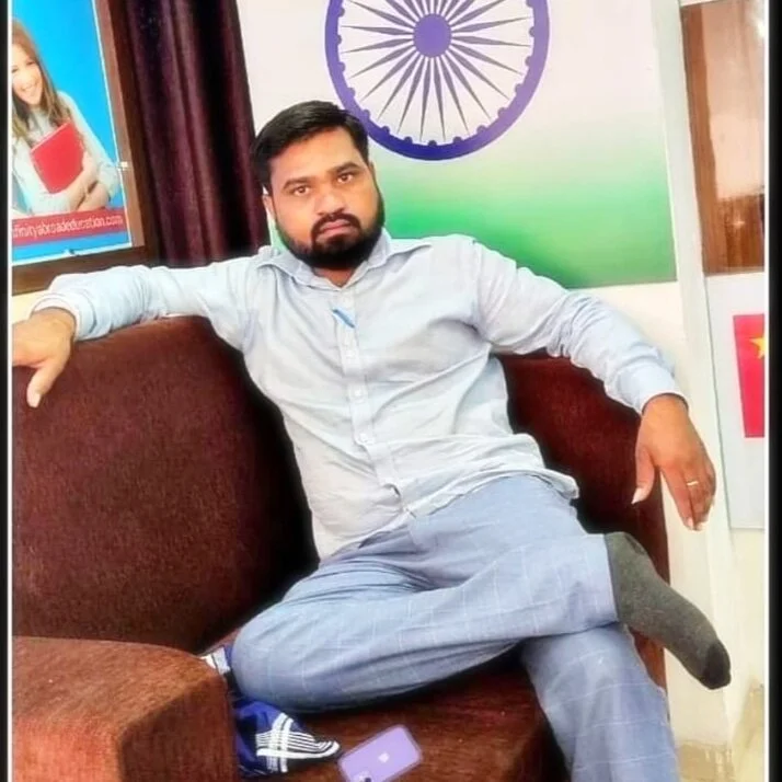 pintuS40 Adlı Modelin Çevrimdışı XXX Sohbeti