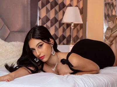 alana_lopezz webcam livesex profile in latino cams