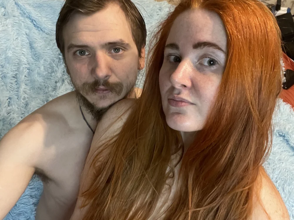 hotestroom's Offline Chat Room