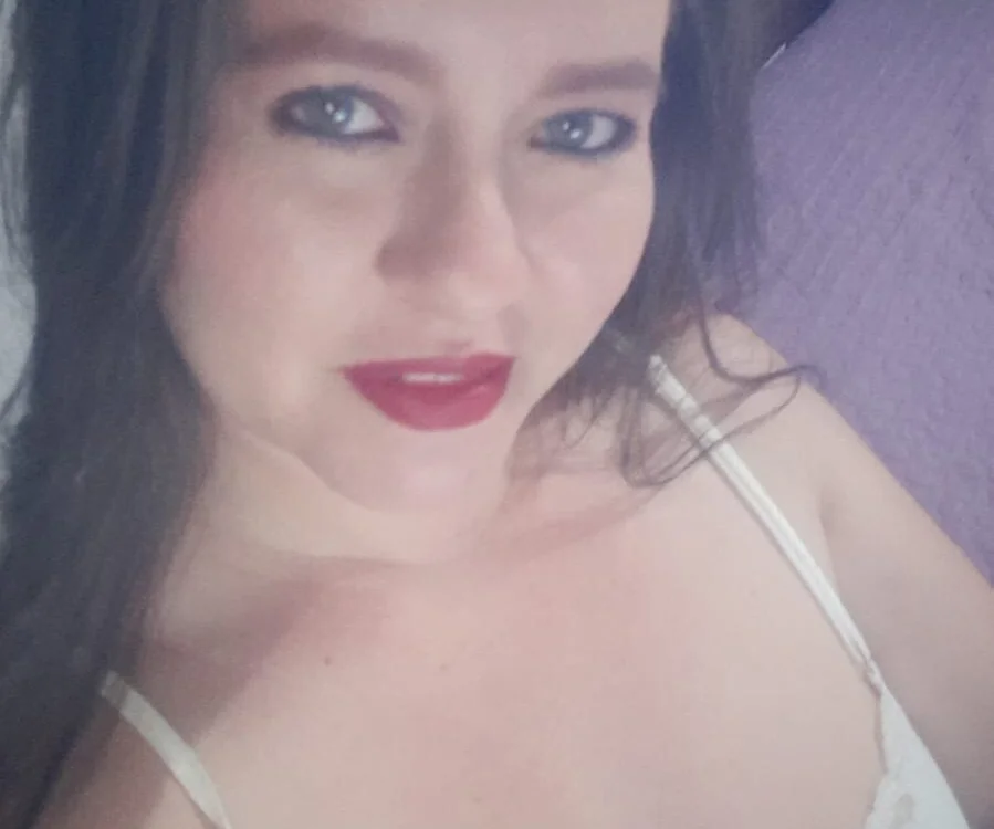 AmyParis2_'s Offline Chat Room