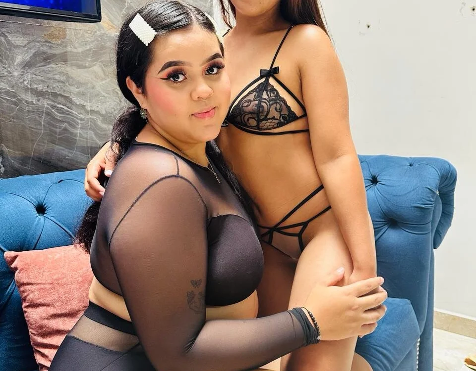 AbbyANDmelod's Offline Chat Room