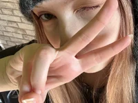 Amy_Flowerss' Offline Chat Room