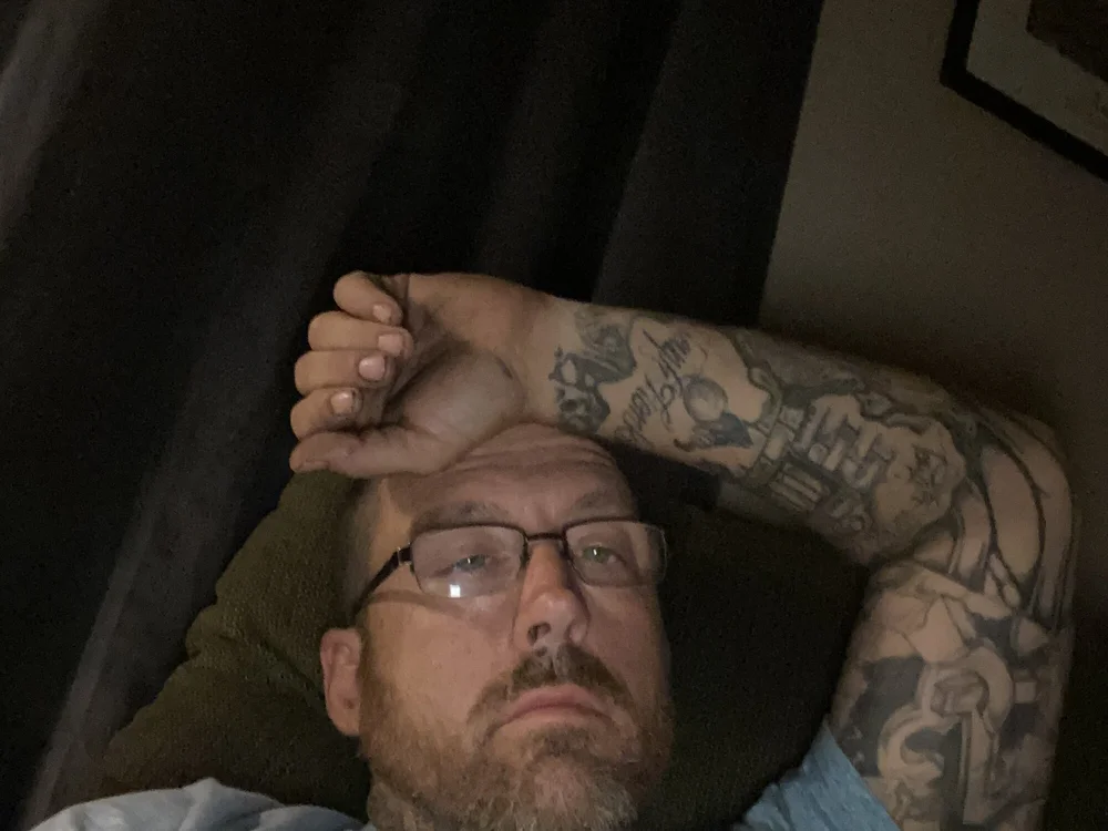 513cpl420's Offline Chat Room