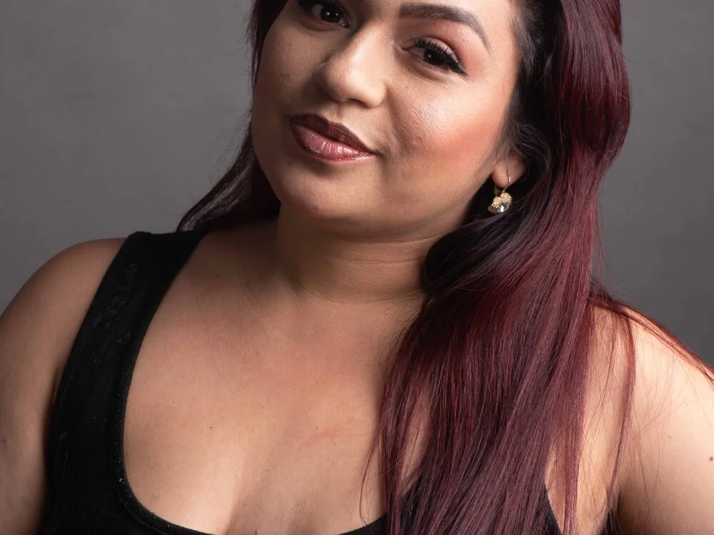 Chat +18 off-line de AGATHA_GREY_