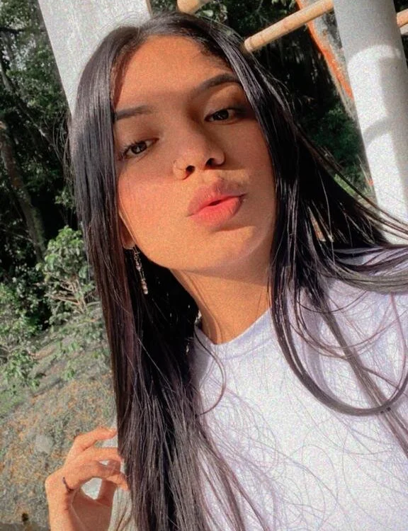 daddyissuesss_ Offline XXX-Chat