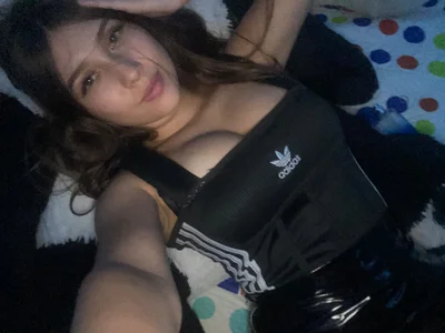 Ariiah_tay - Girl 