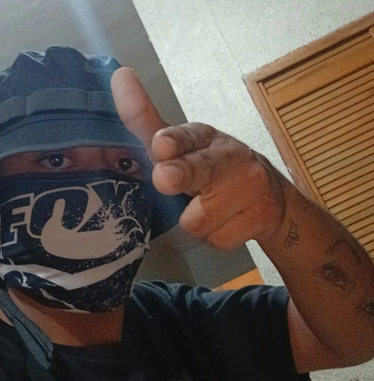 OmarFierro1111's Offline Chat Room