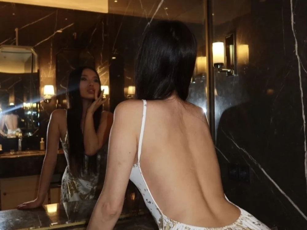 YourLumi offline XXX-chatje