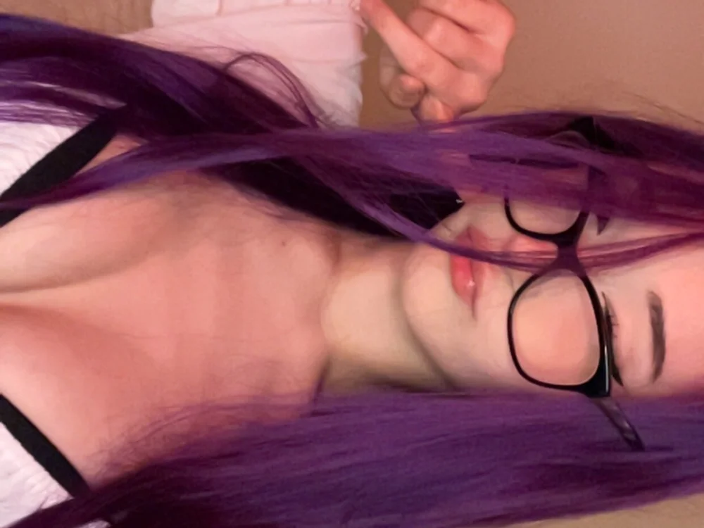 emilybarely's Offline Chat Room