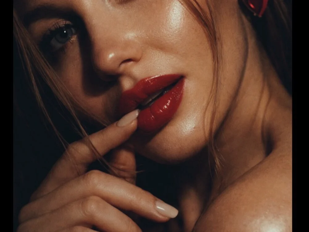 Alice_Picasso Offline XXX Chat