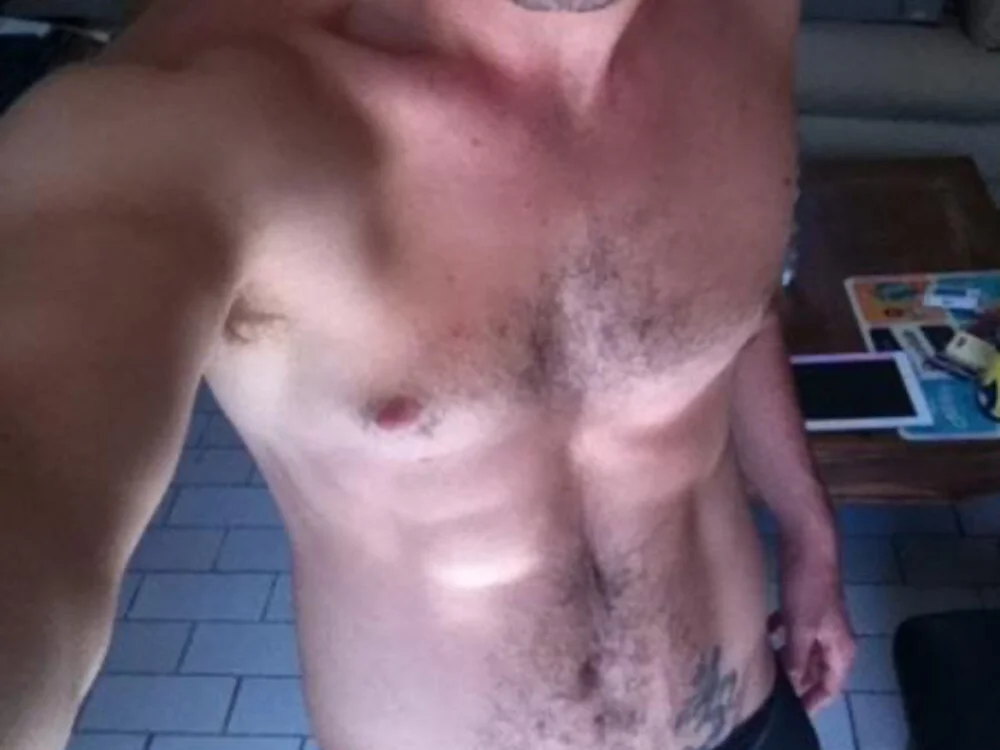 Chatroom XXX hors ligne de crisso06