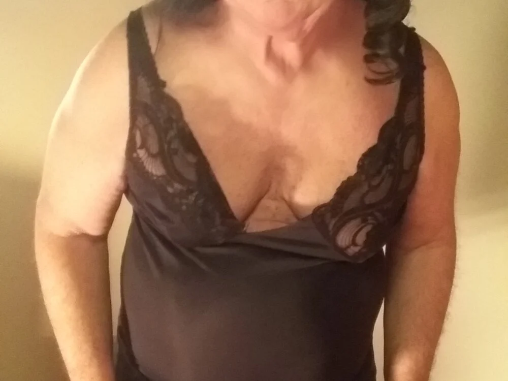 daniela44 Offline XXX Chat