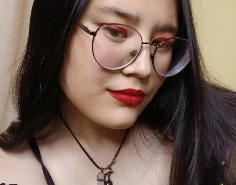night_gaze's Offline Chat Room