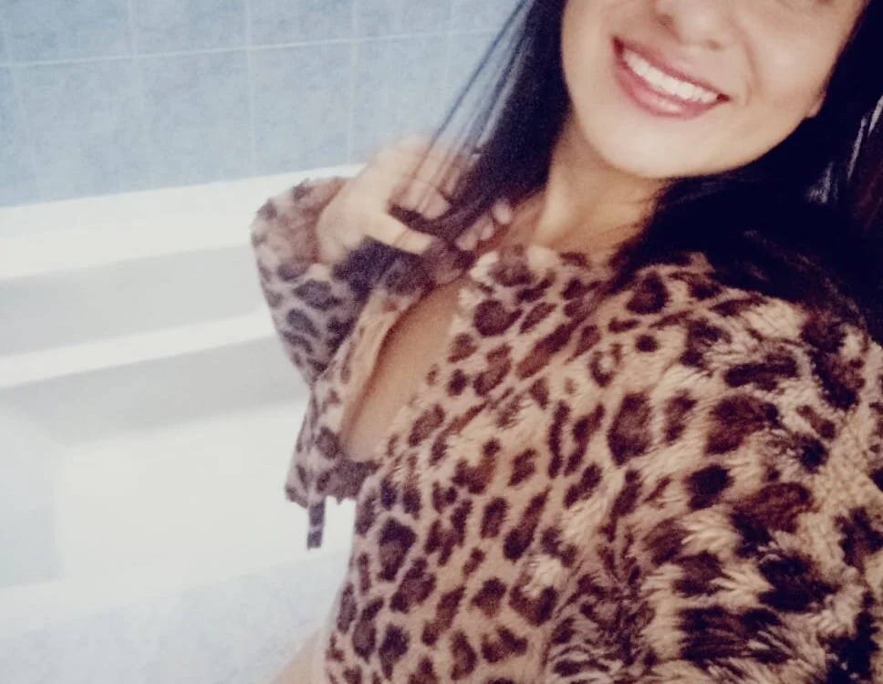 housethepleasure offline chatrum