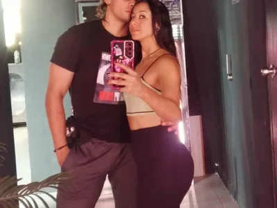 CrimsonRavens Couple Orgasmmilfs Webcam Adult