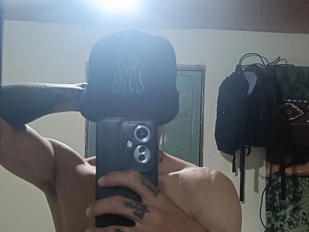 TATUADITOSEX's Offline Chat Room