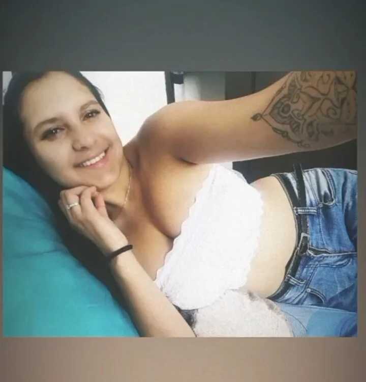 Allysonheat's Offline Chat Room