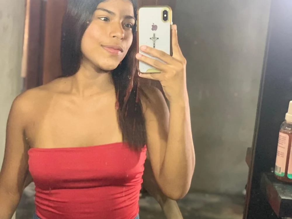 sindyy_hot offline chatrum