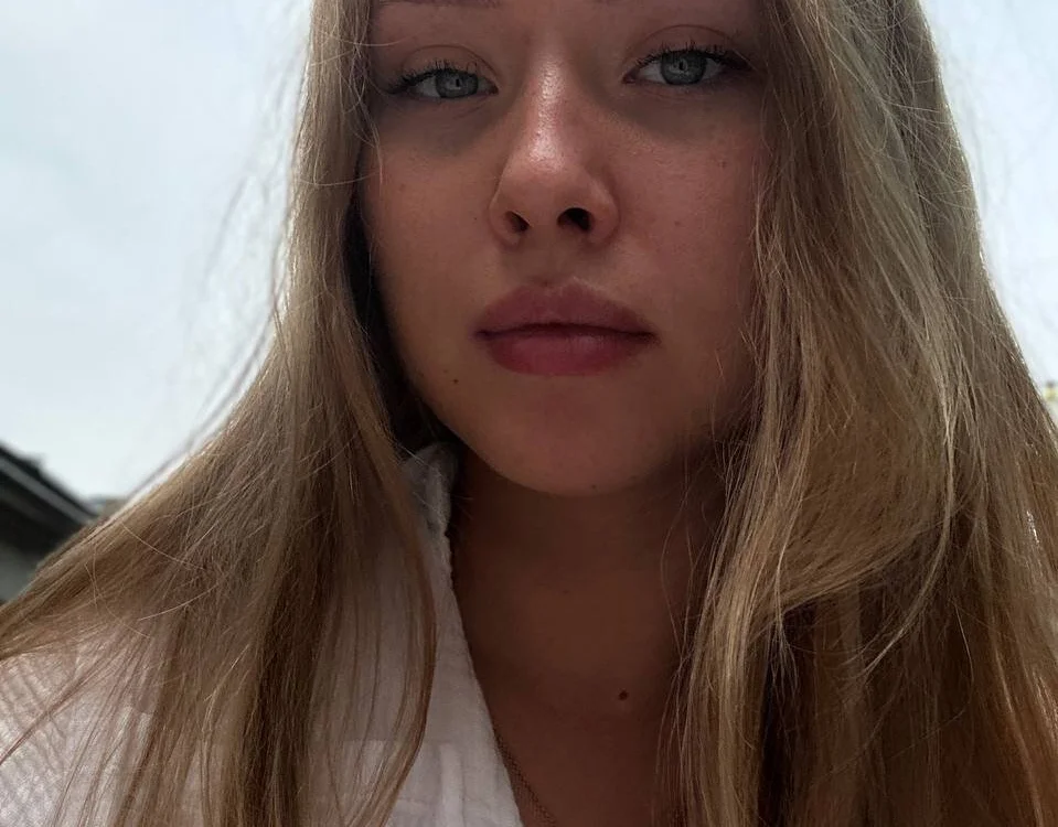 Fissella's Offline XXX Chat