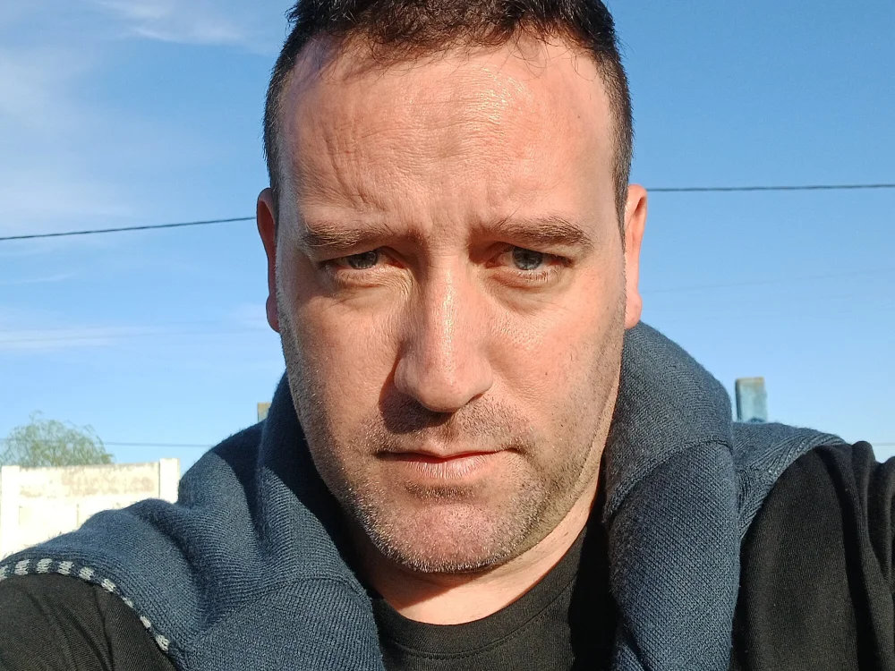Leonidas__1984's Offline XXX Chat