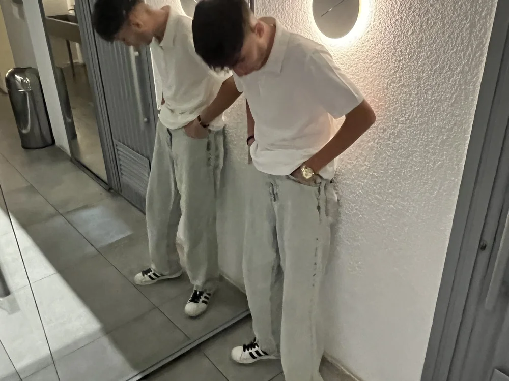 AtlasxxZirv offline chatrum