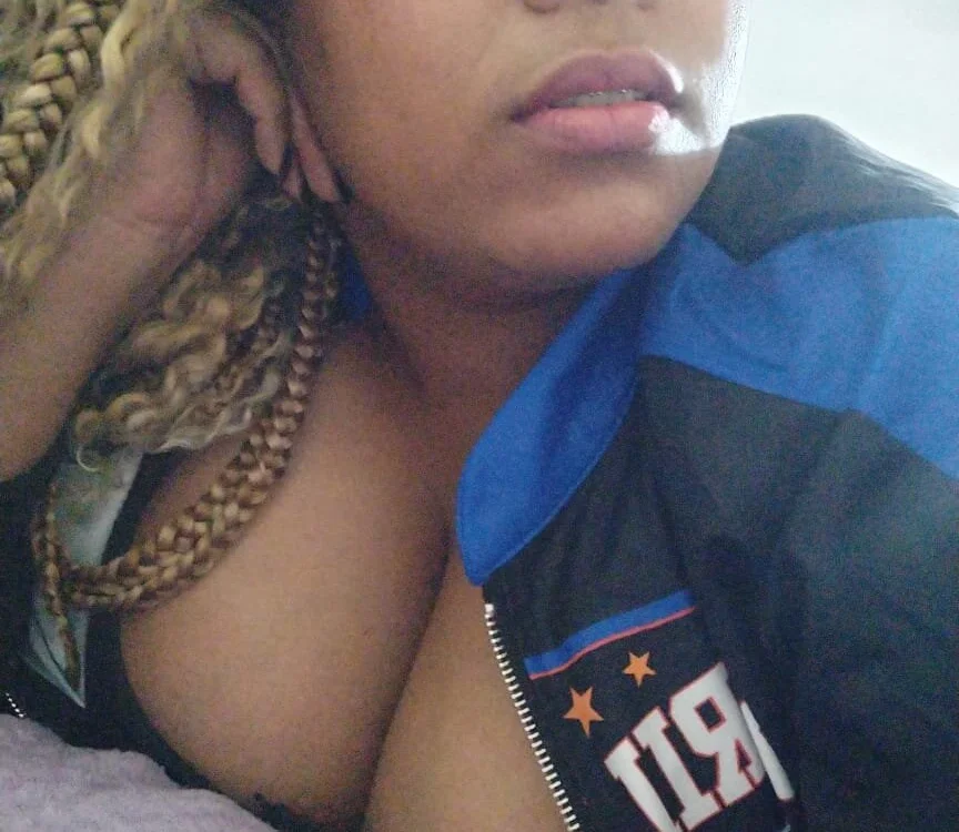 Fenty_melo Offline XXX Chat