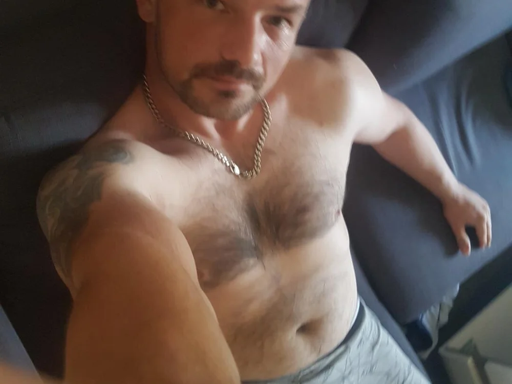 Albercik_666 offline chatrum