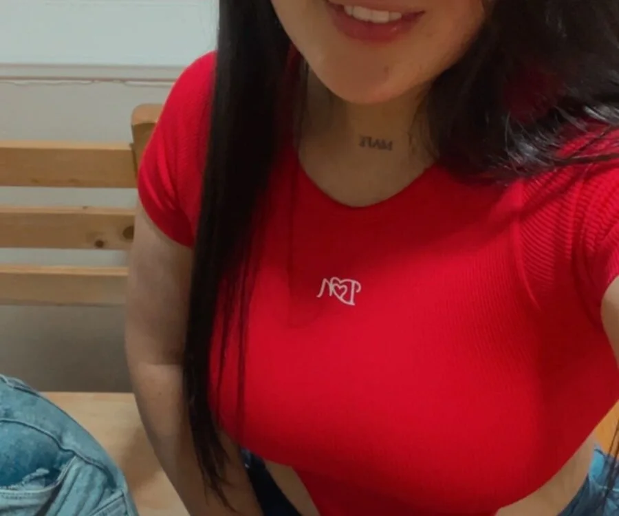 Mari_cooper Offline XXX-Chat