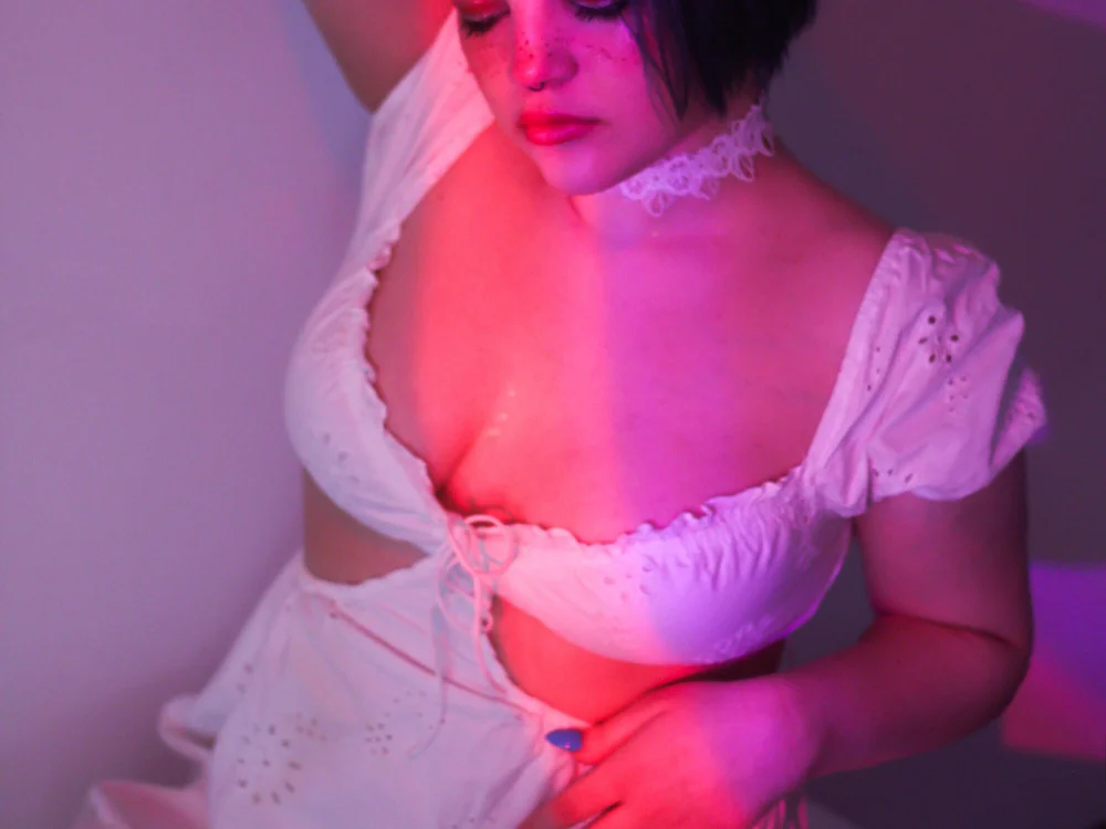 Mei_Catt's Offline Chat Room