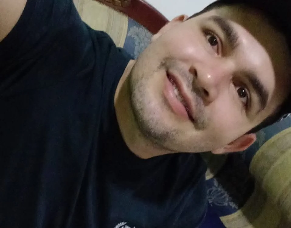 MrAgredo_1 offline chatrum