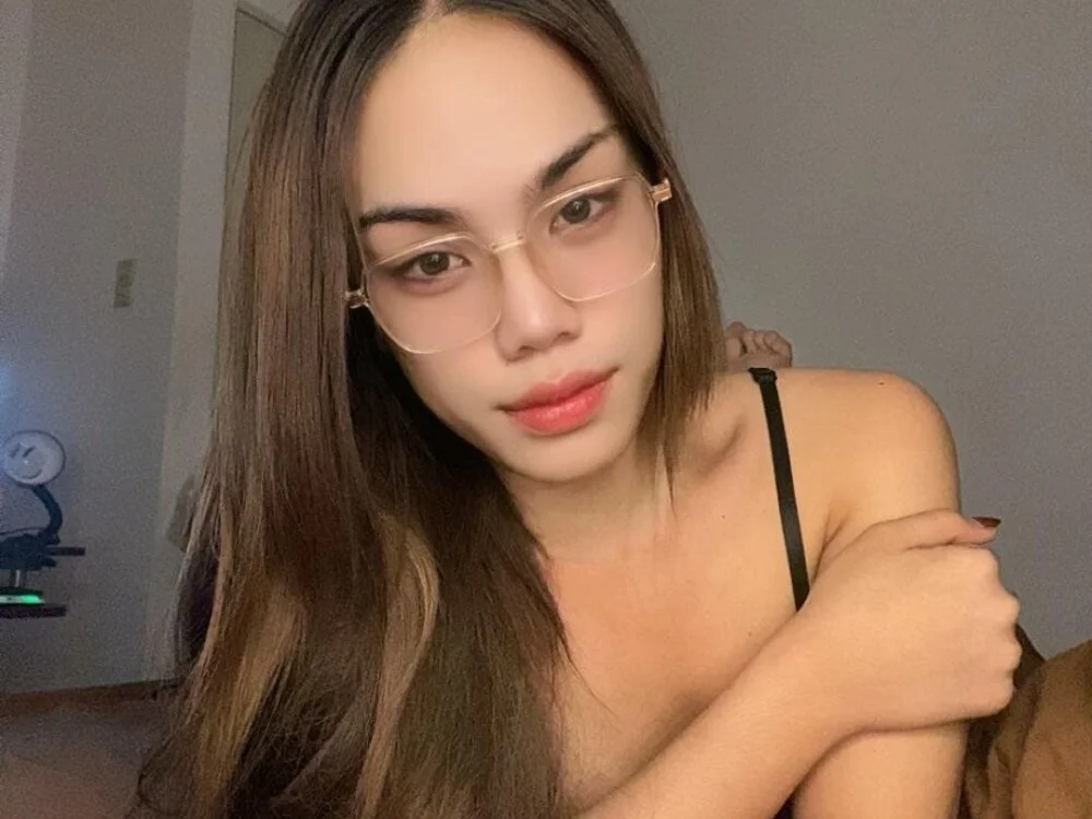 xCarolineSilva Chat XXX Ngoại tuyến