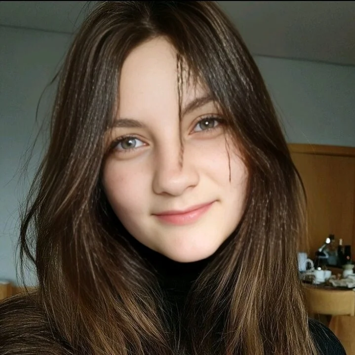 derin_3 Chat XXX offline