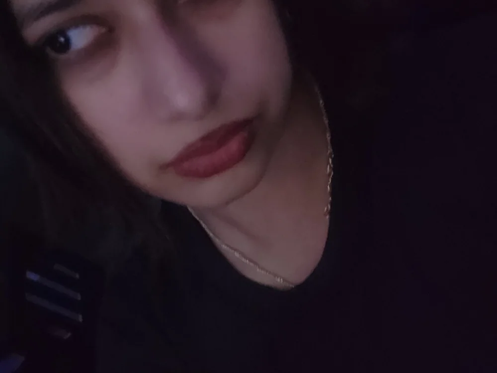 Chat +18 off-line de JustAStrangeGirl