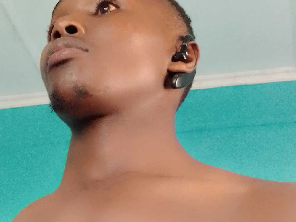 kenyaone611 offline chatrum