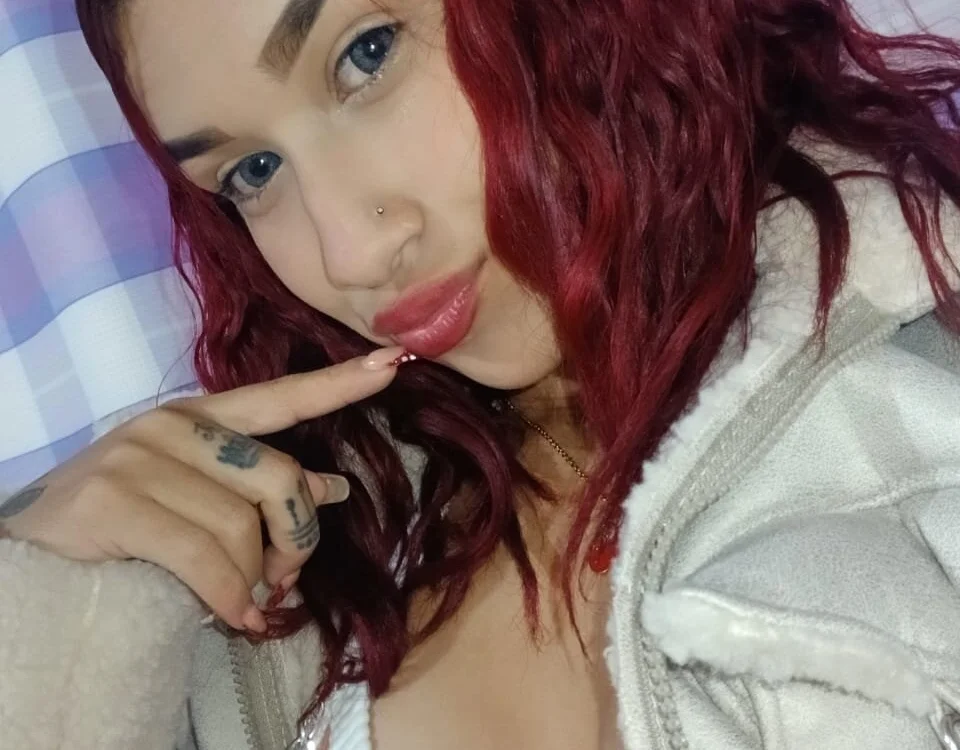 Alma_Miller_ cam model