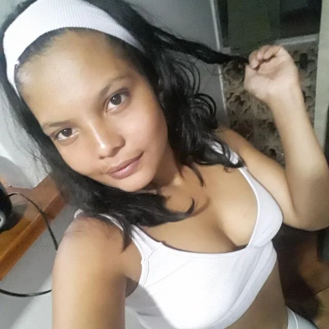 Offline chatovací místnost hailey_baker_1