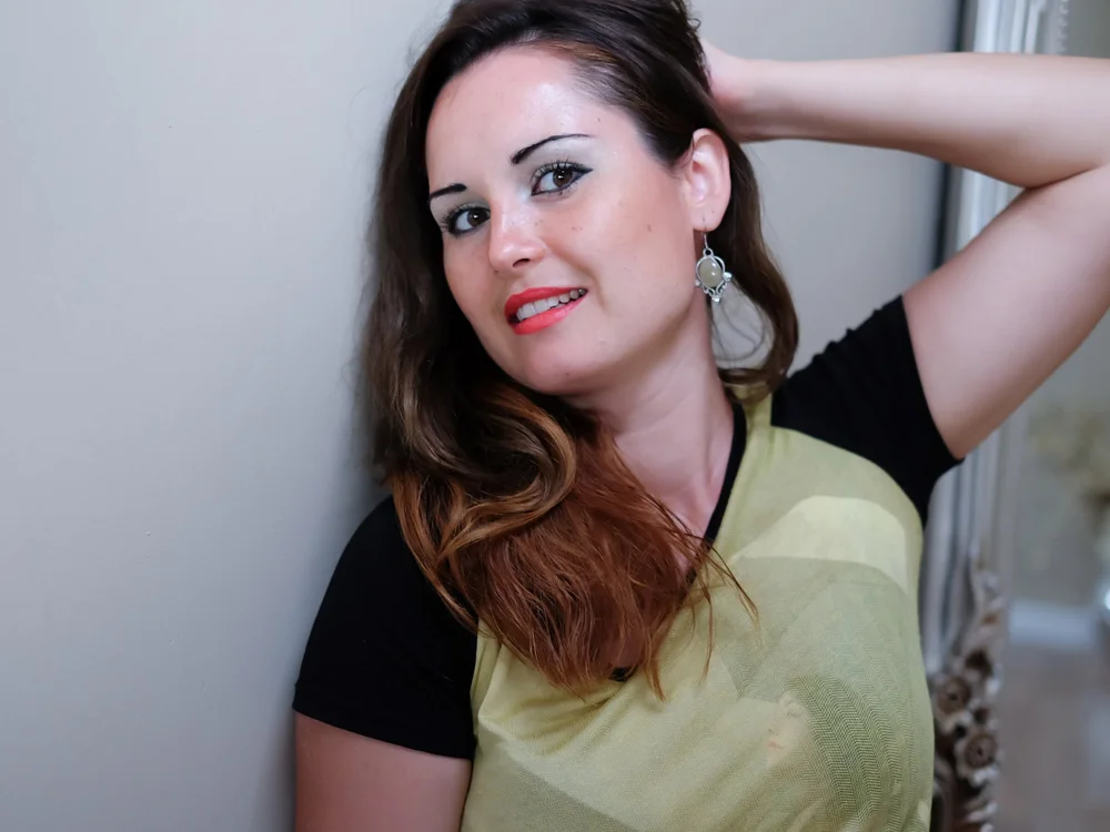 SensualPatricia's Offline Chat Room