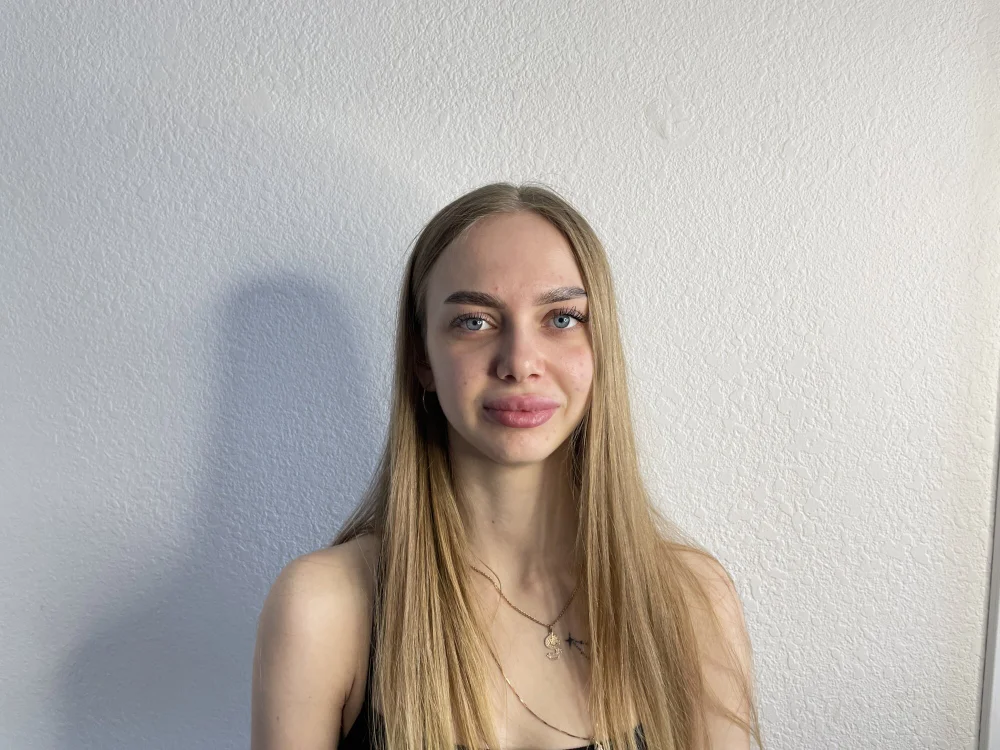 QueenieAspell's Offline Chat Room