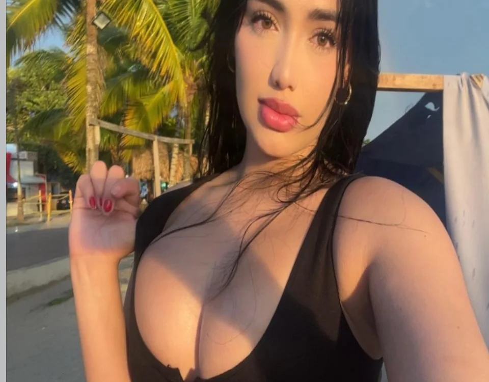 Alyson_velezz's Offline Chat Room