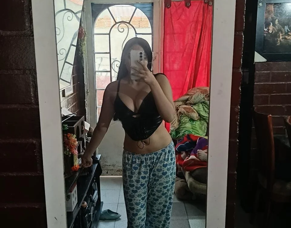 Nikolxox's most recent online preview