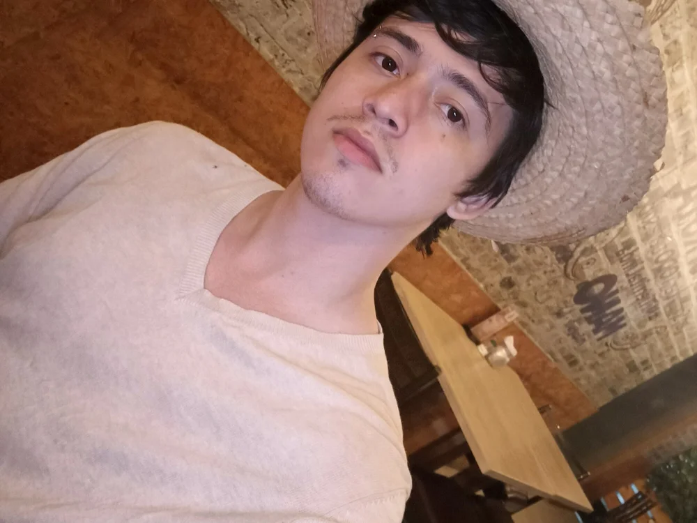 Joe_higashi's Offline Chat Room