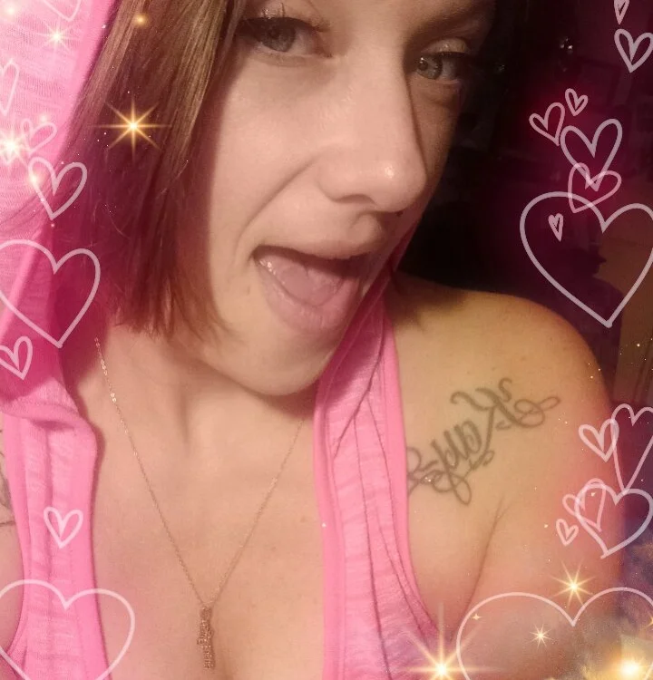 ChelleBabee's Offline Chat Room
