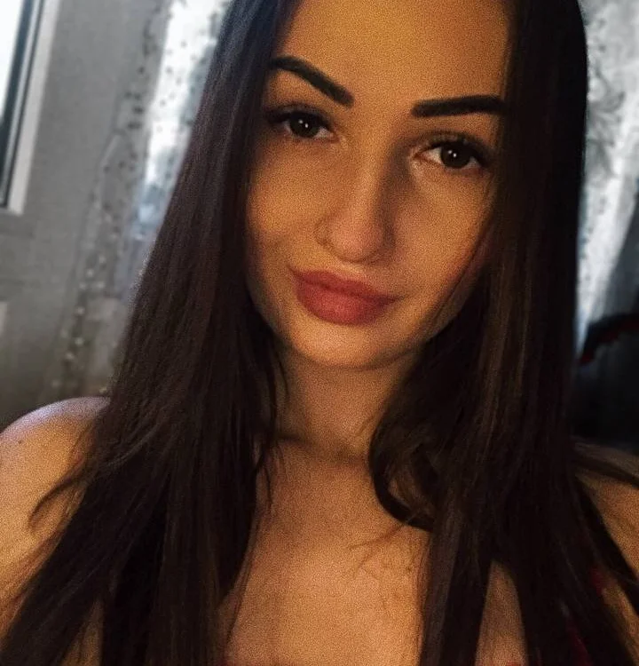 MeganWoods' Offline XXX Chat