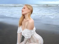 JuliaJaee