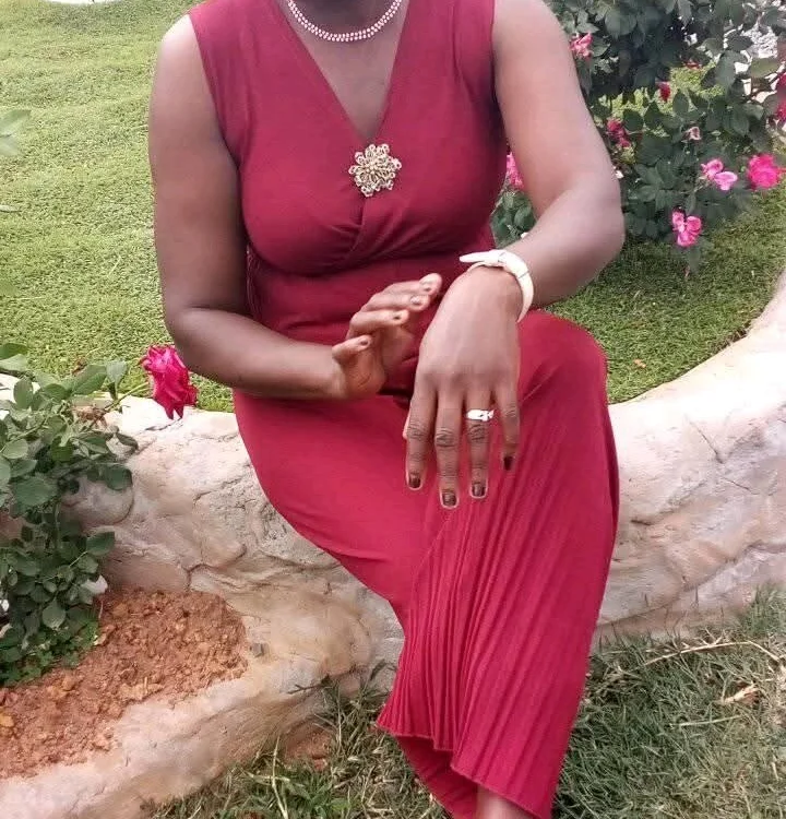 Selina3030 Offline XXX-Chat