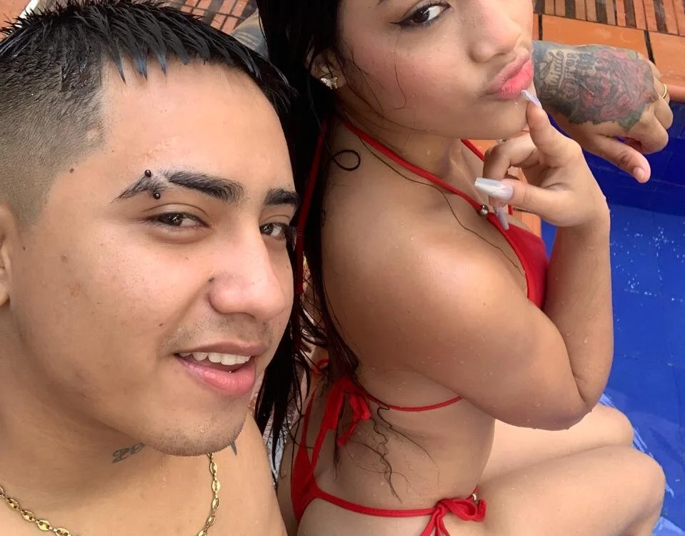 Offline XXX chat modela extreme_couple1